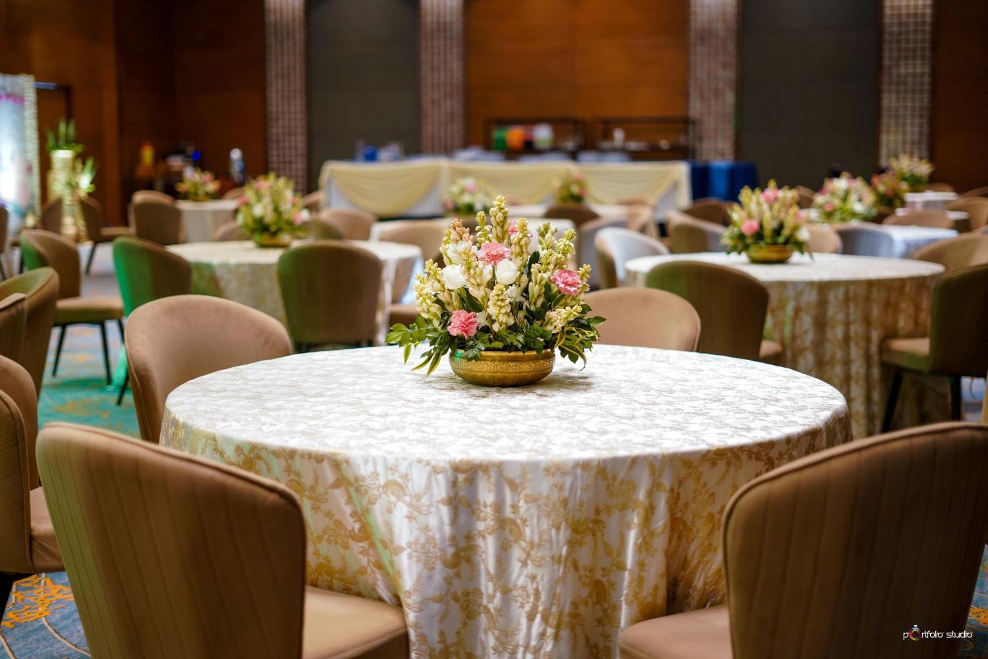 Crowne Plaza Today Gurugram By Ihg Гургаон Екстериор снимка